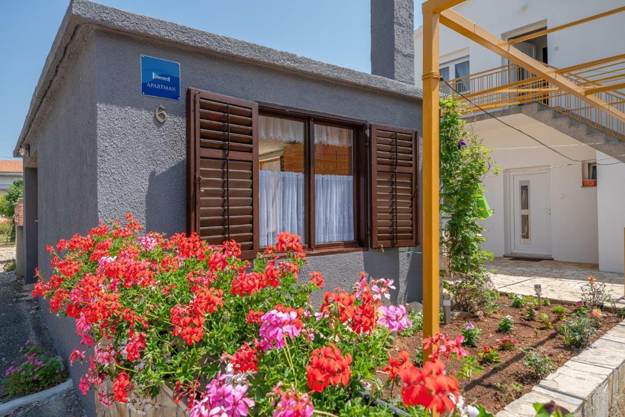 Apartments Klavdija Vodice Exterior photo