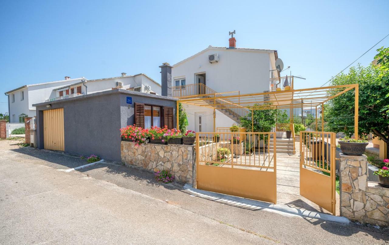 Apartments Klavdija Vodice Exterior photo