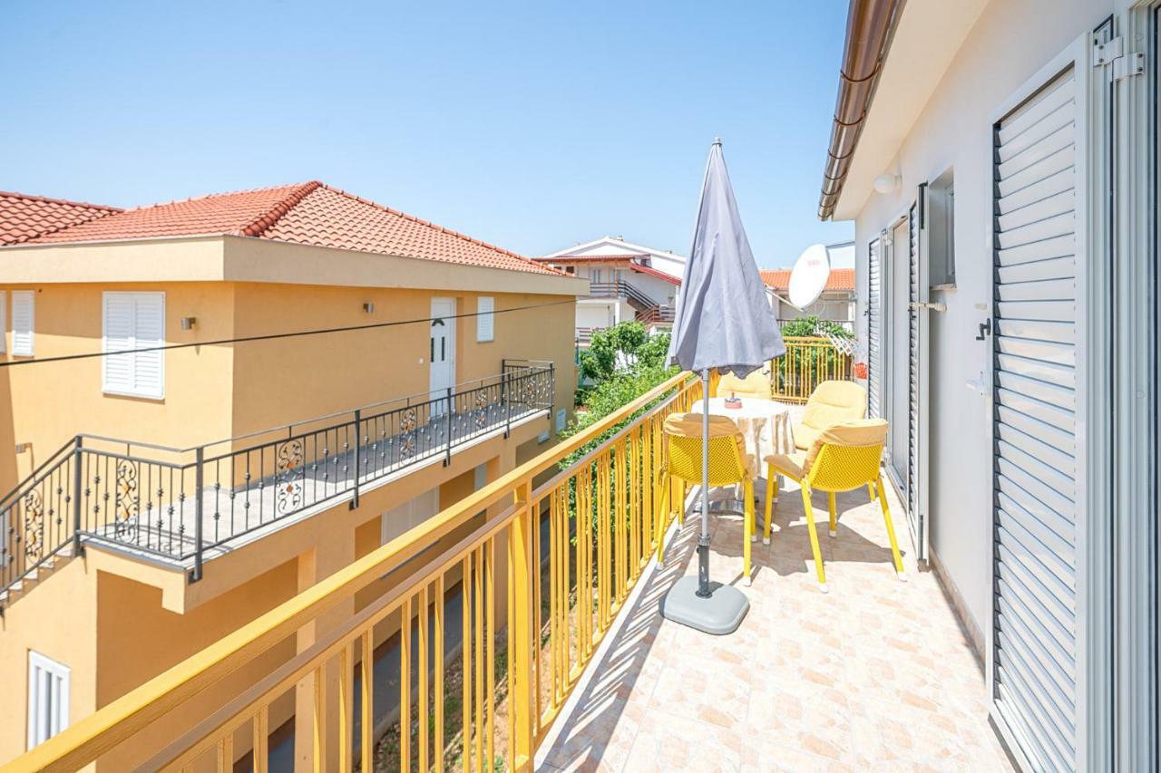 Apartments Klavdija Vodice Exterior photo