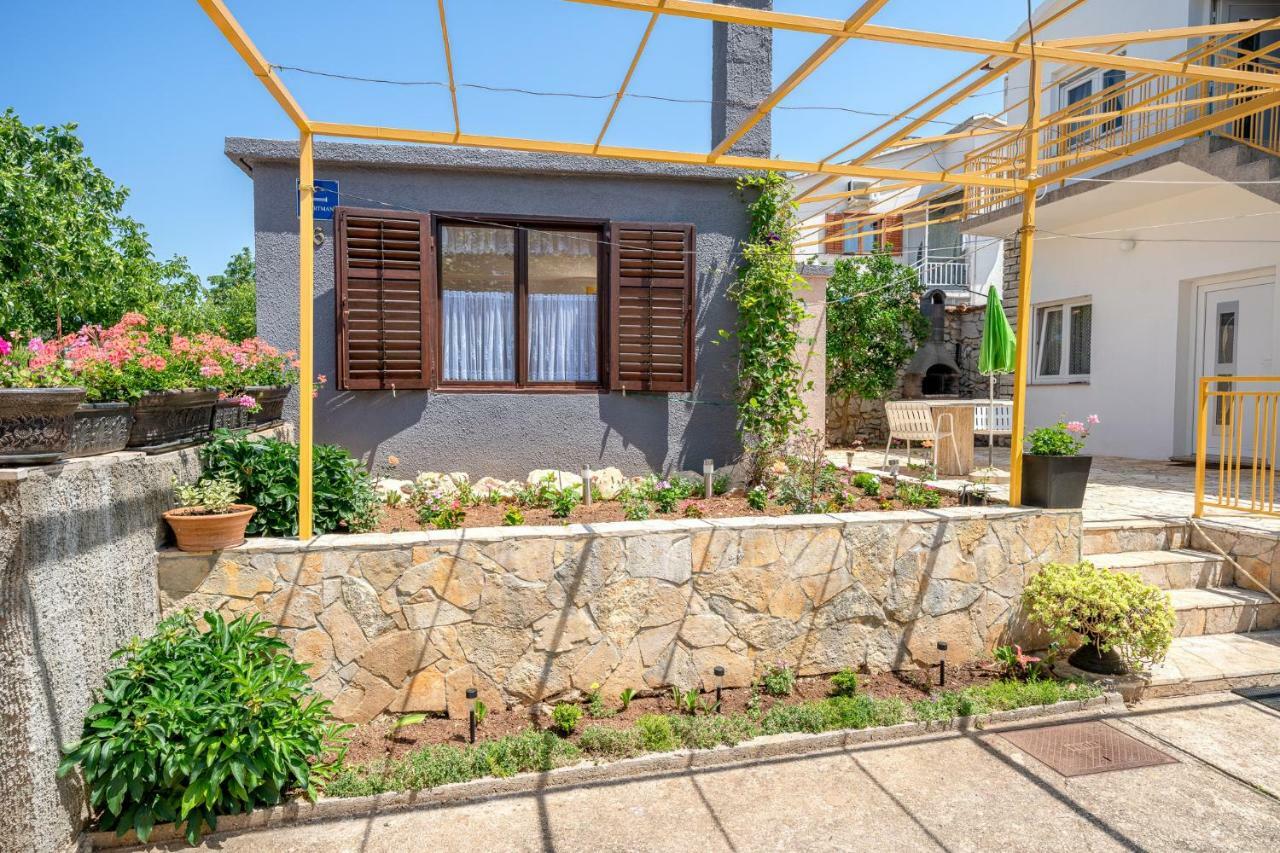 Apartments Klavdija Vodice Exterior photo